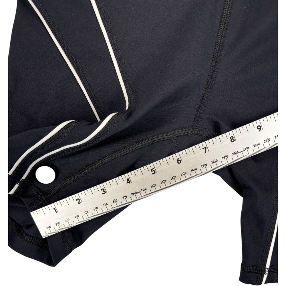 Victoria's Secret Sport Bike Shorts Womens S Black Compression High Rise Pocket - Picture 9 of 10